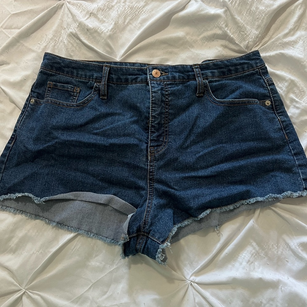 Women’s Jean Shorts